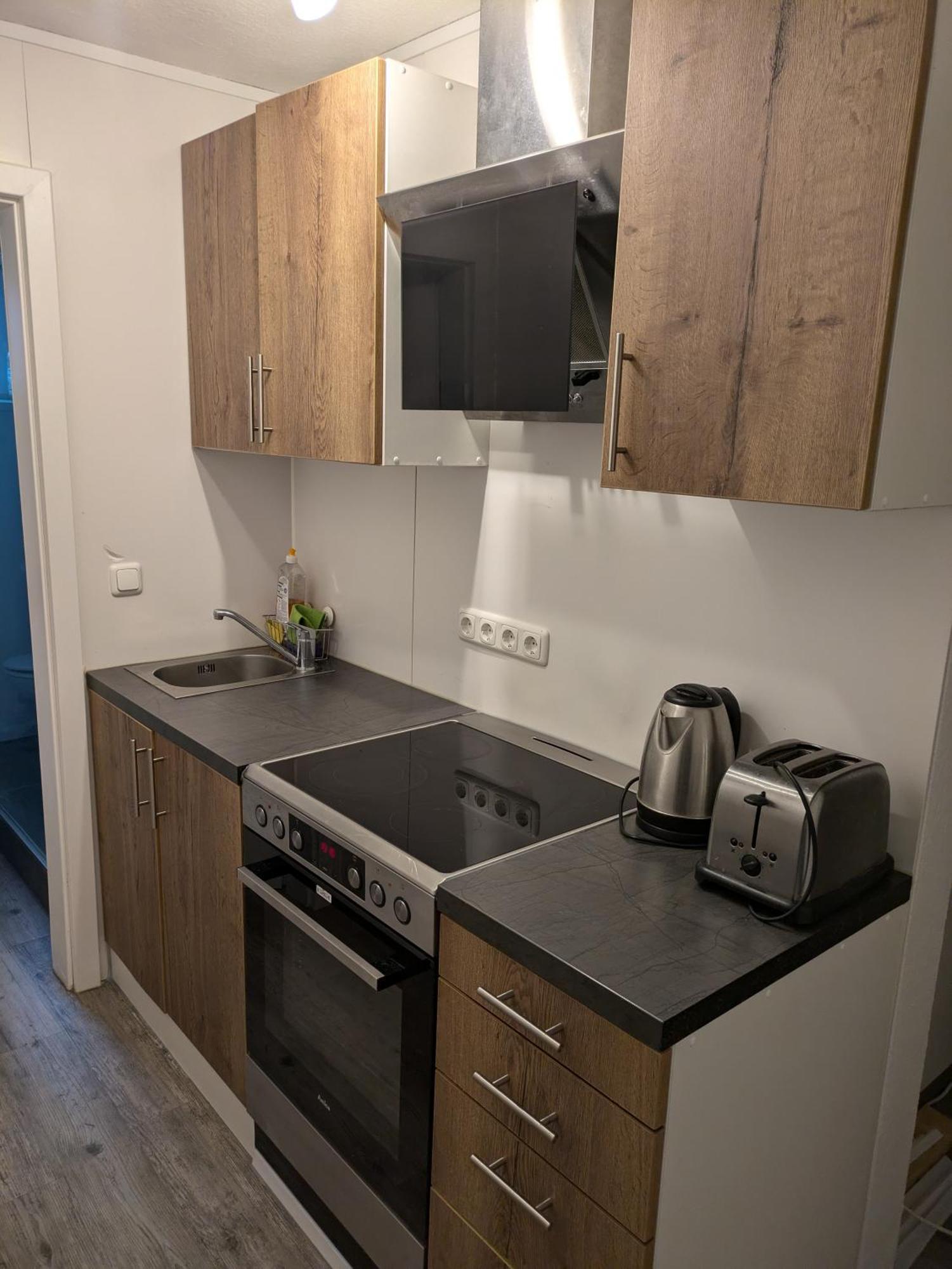 Nestoasewhv Zentrale Zimmer Zwischen City Und Suedstrand Wilhelmshaven Extérieur photo